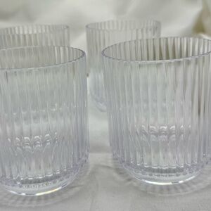 Clear Ribbed Tumblers set (4)